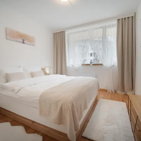 Pirin Sense Family - - Free Parking Daire Bansko